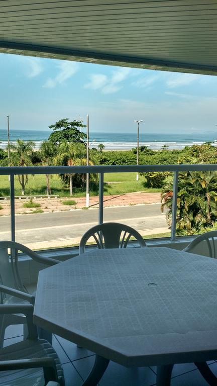 Indaia Apartamento De Frente Ao Mar Lägenhet Bertioga Exteriör bild
